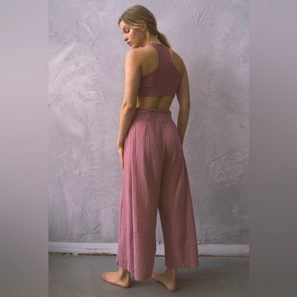 NWT Out From Under Naya Wide Leg Pant in the color Plum - Picture 2 of 2